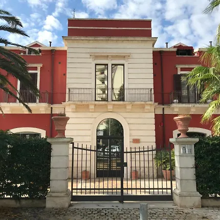 Maria Ancona דירה *