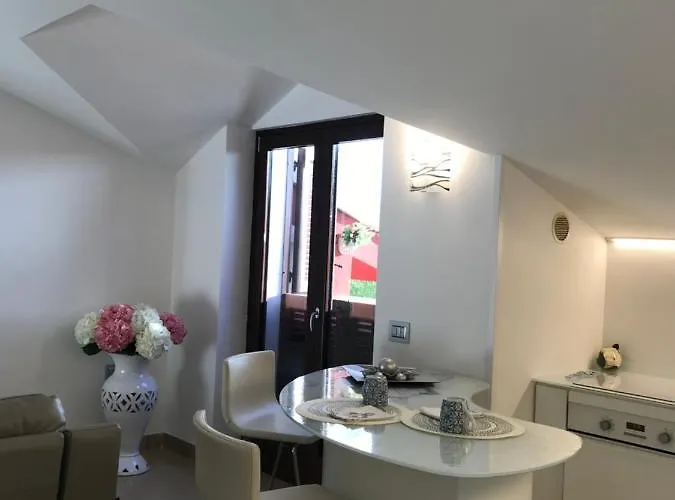 Maria Ancona 公寓 *